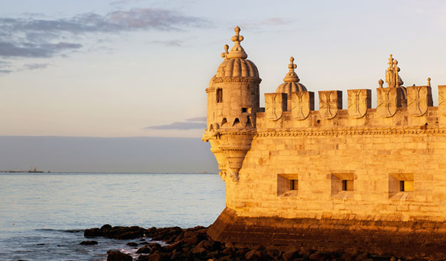 טיסה לליסבון